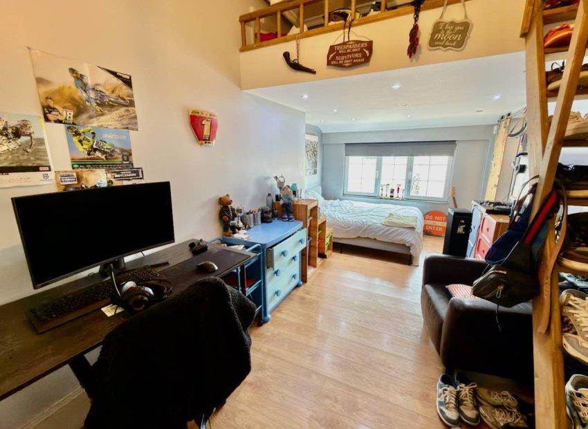 Herverkoop - Vrijstaande woning / Villa -
Almoradí - Heredades