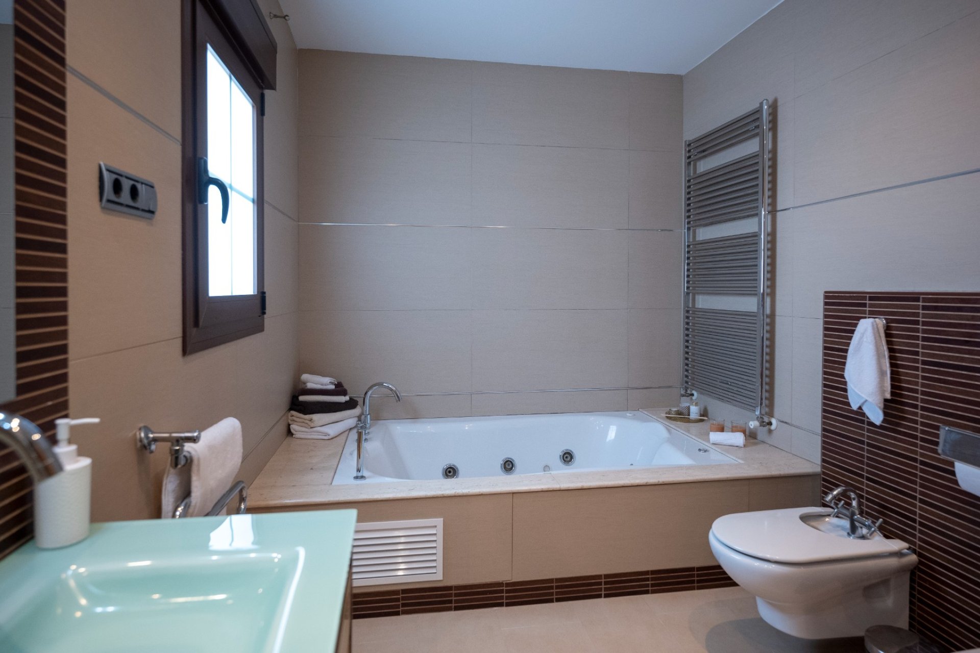 Herverkoop - Vrijstaande woning / Villa -
Avileses