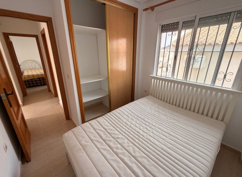 Herverkoop - Vrijstaande woning / Villa -
Benijofar - Benimar