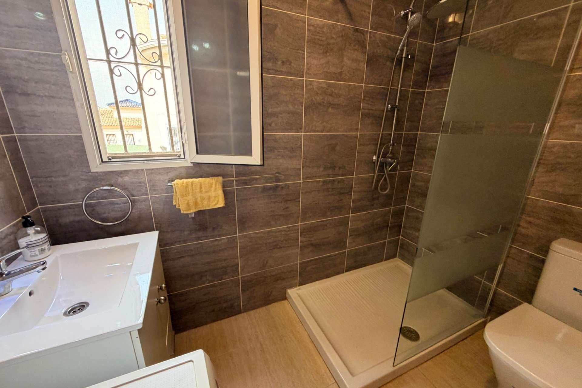 Herverkoop - Vrijstaande woning / Villa -
Benijofar - Benimar