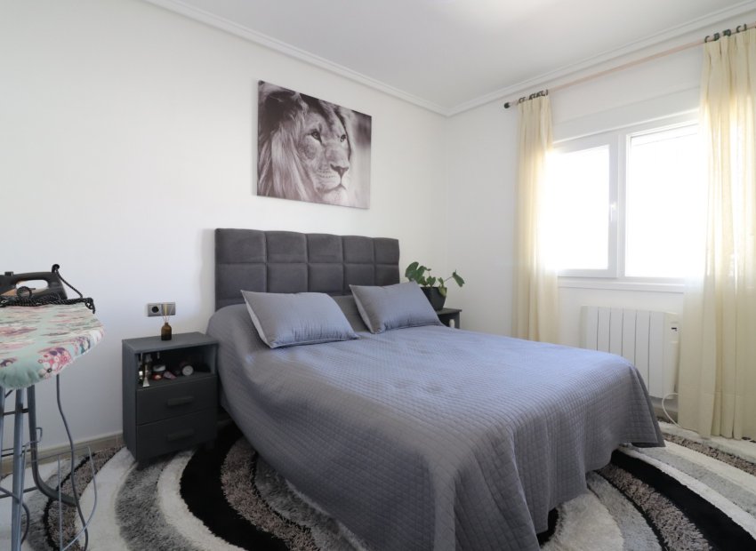 Herverkoop - Vrijstaande woning / Villa -
Benijofar - Monte Azul