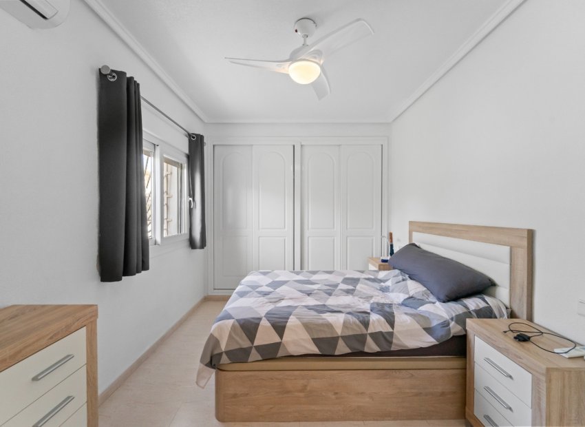 Herverkoop - Vrijstaande woning / Villa -
Benijofar - Monte Azul