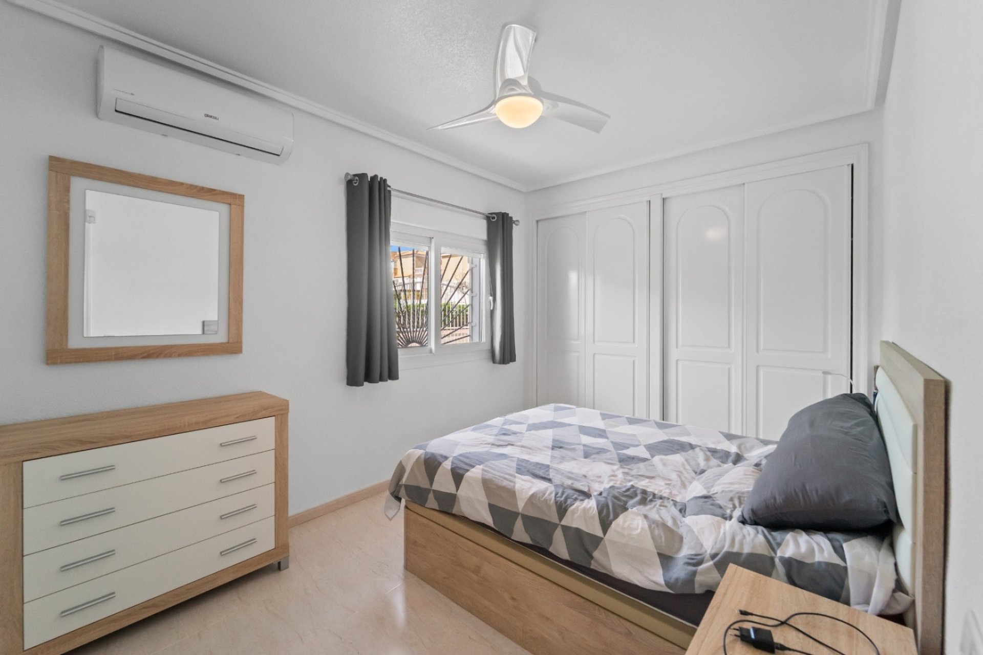 Herverkoop - Vrijstaande woning / Villa -
Benijofar - Monte Azul