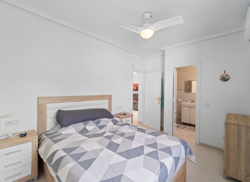 Herverkoop - Vrijstaande woning / Villa -
Benijofar - Monte Azul