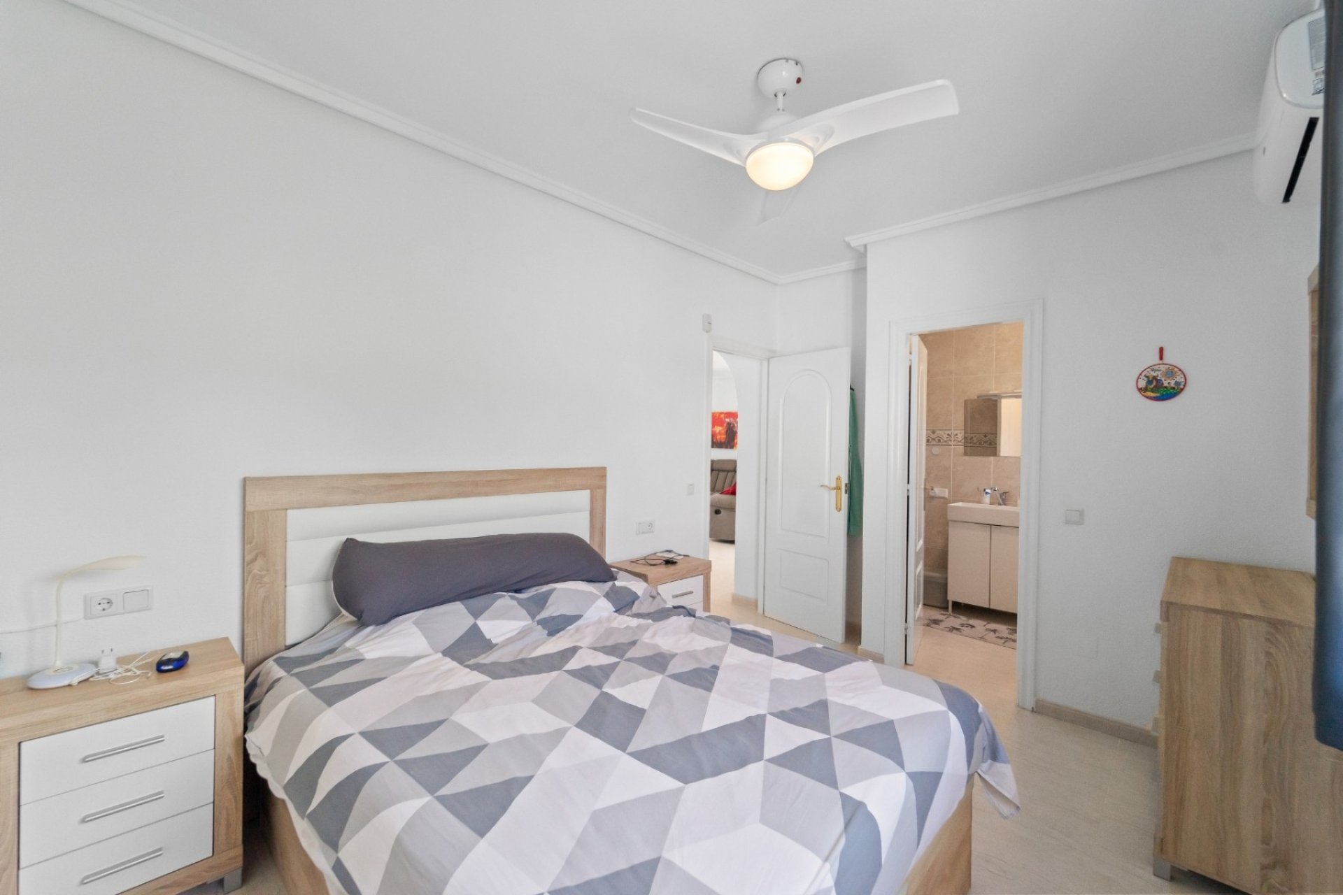 Herverkoop - Vrijstaande woning / Villa -
Benijofar - Monte Azul
