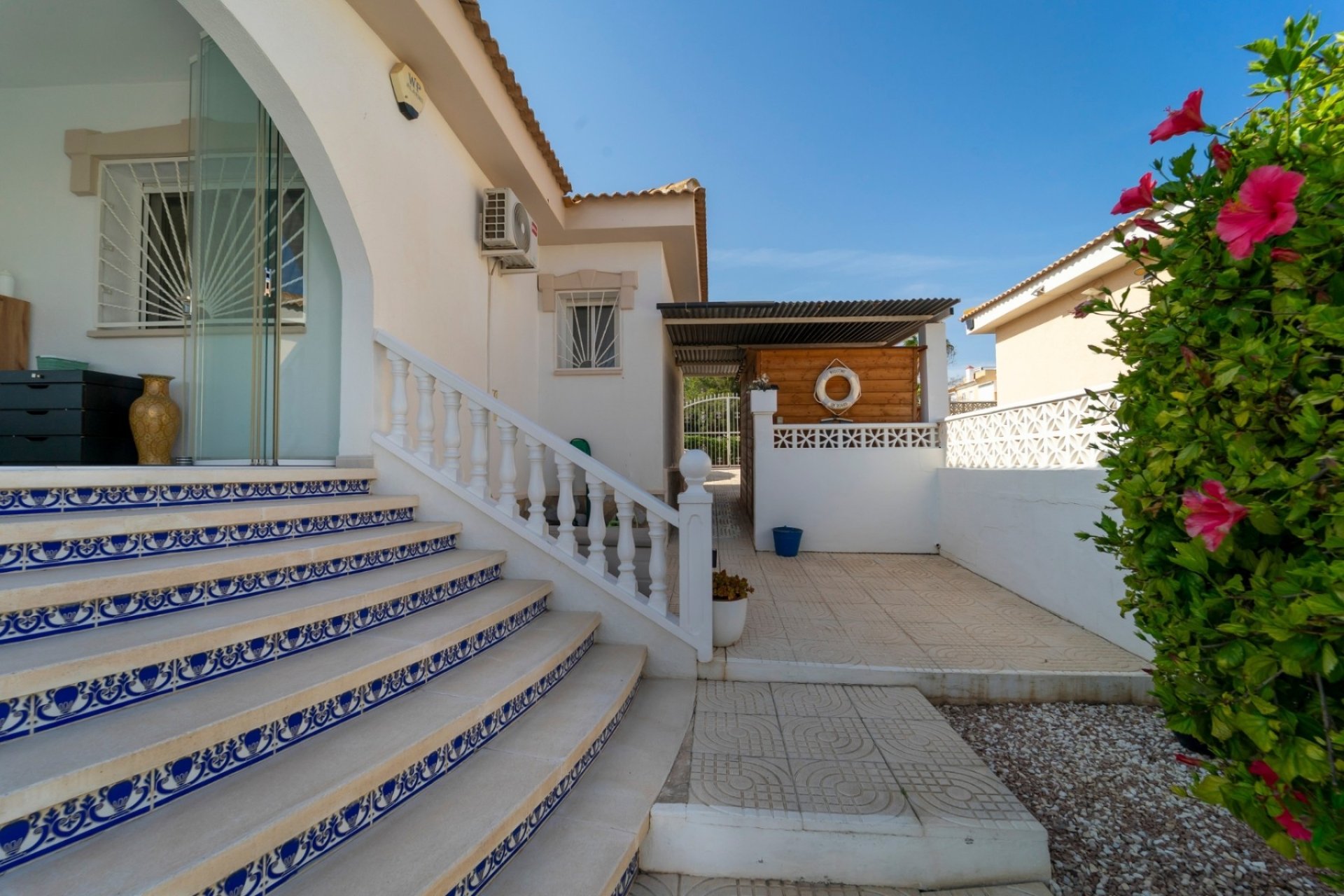 Herverkoop - Vrijstaande woning / Villa -
Benijofar - Monte Azul
