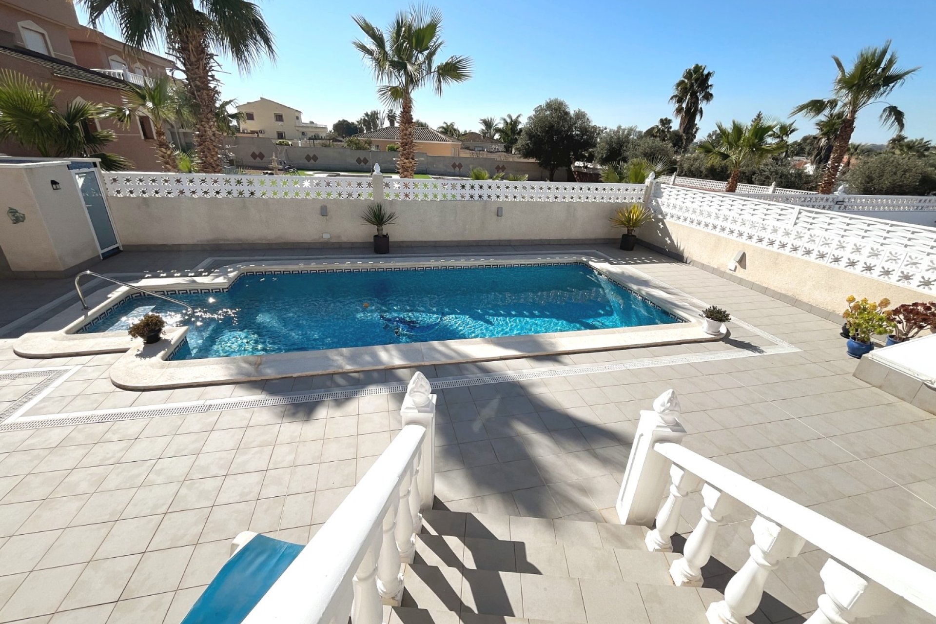 Herverkoop - Vrijstaande woning / Villa -
Benijofar - Monte Azul