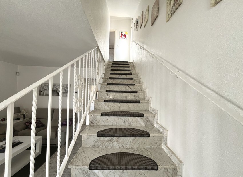 Herverkoop - Vrijstaande woning / Villa -
Benijofar - Monte Azul