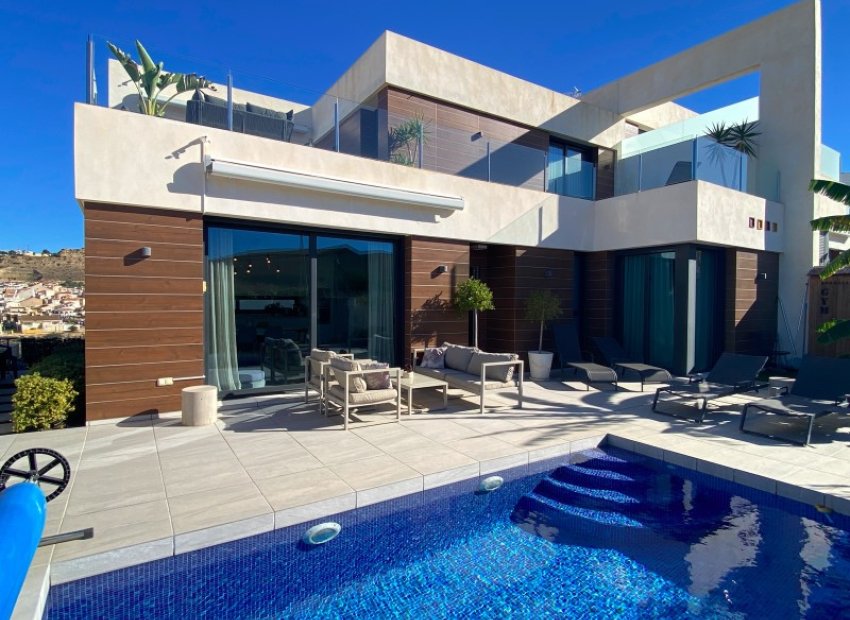 Herverkoop - Vrijstaande woning / Villa -
Benijofar