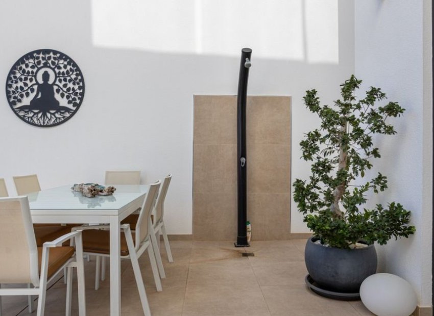 Herverkoop - Vrijstaande woning / Villa -
Benijofar