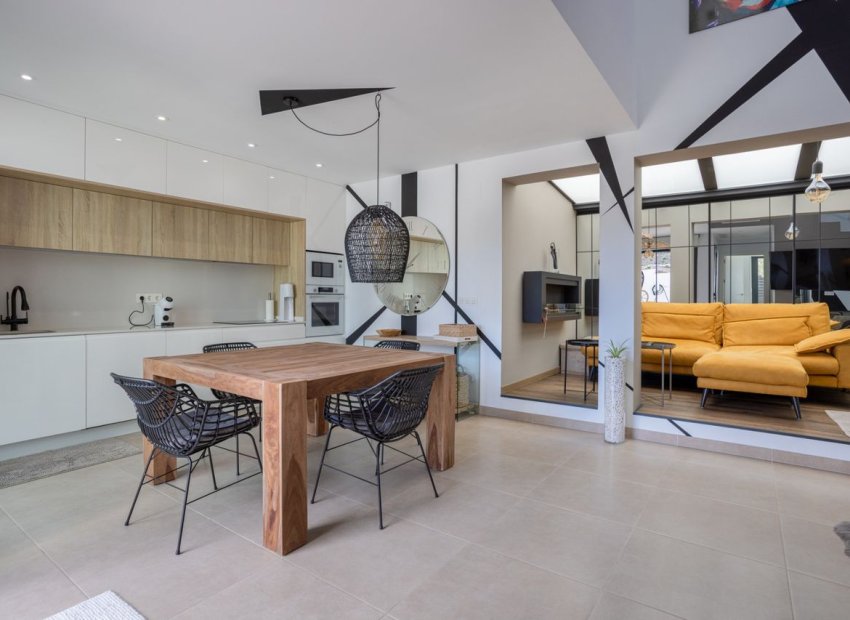 Herverkoop - Vrijstaande woning / Villa -
Benijofar