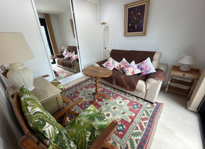 Herverkoop - Vrijstaande woning / Villa -
Benijofar