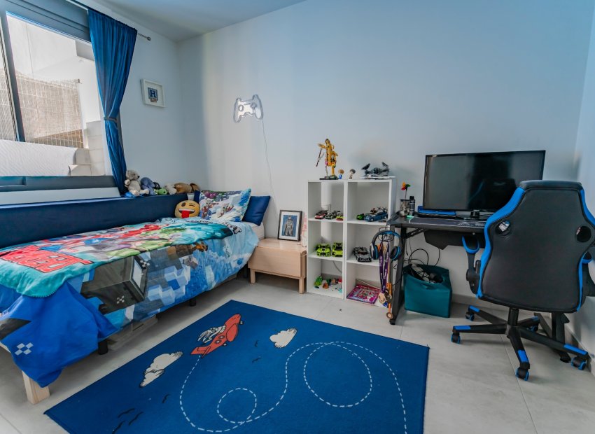 Herverkoop - Vrijstaande woning / Villa -
Benijofar