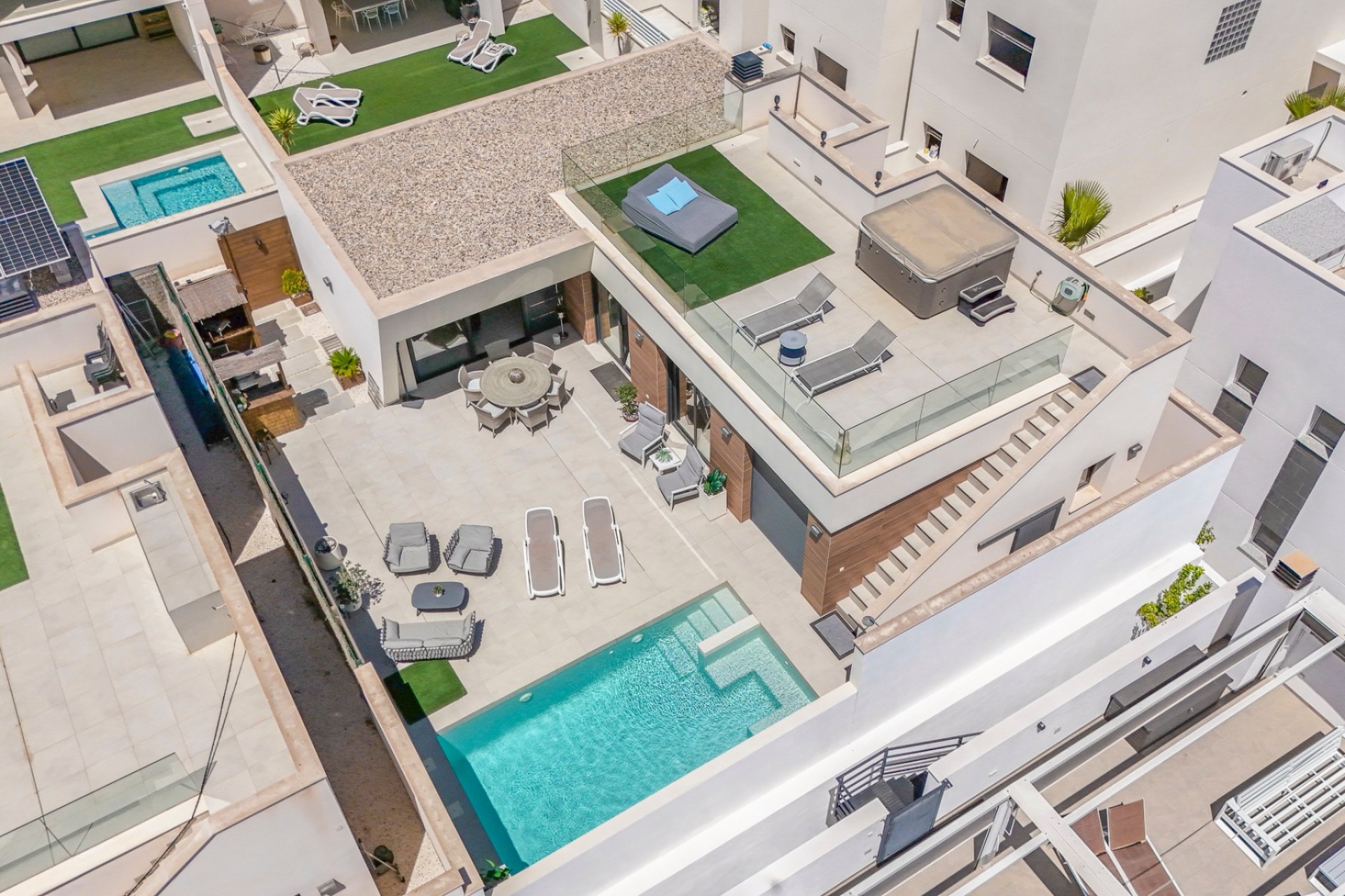 Herverkoop - Vrijstaande woning / Villa -
Benijofar