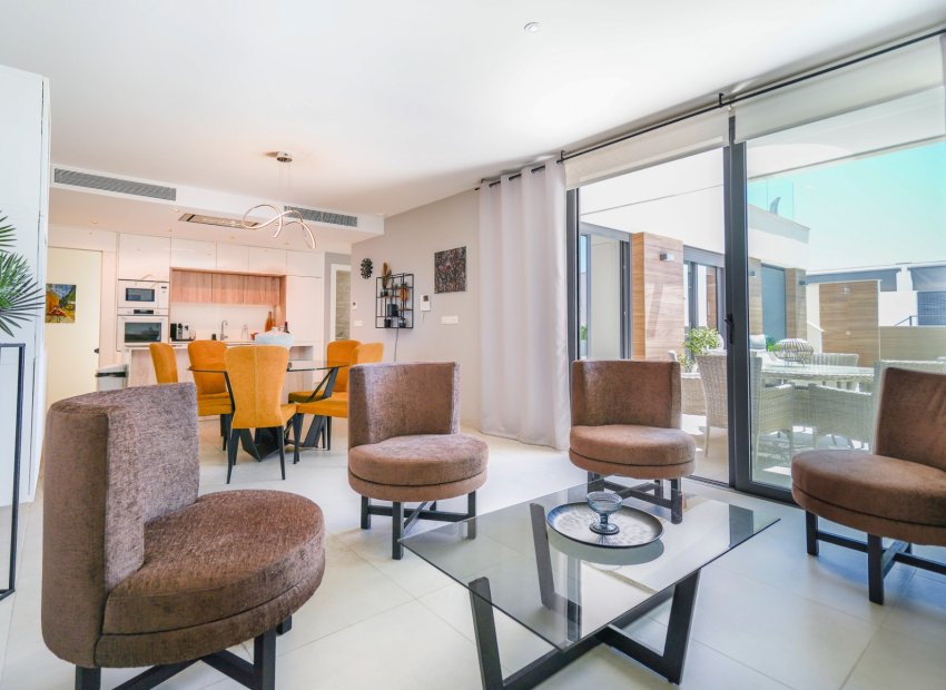 Herverkoop - Vrijstaande woning / Villa -
Benijofar