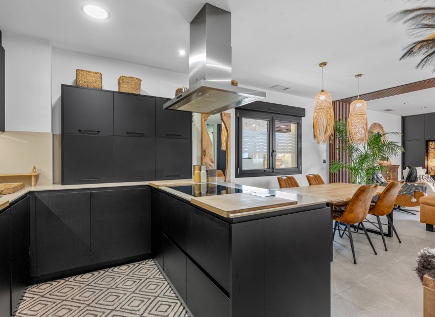 Herverkoop - Vrijstaande woning / Villa -
Benijofar