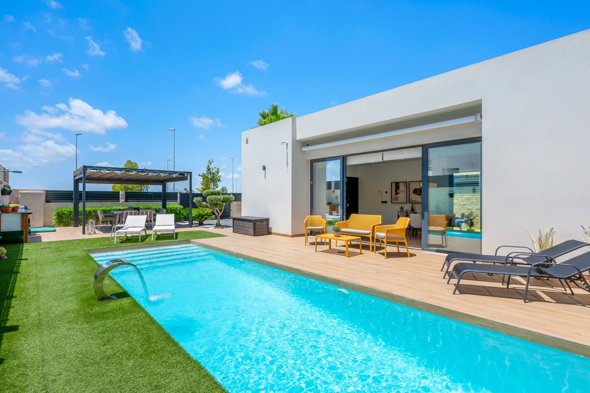Herverkoop - Vrijstaande woning / Villa -
Benijofar
