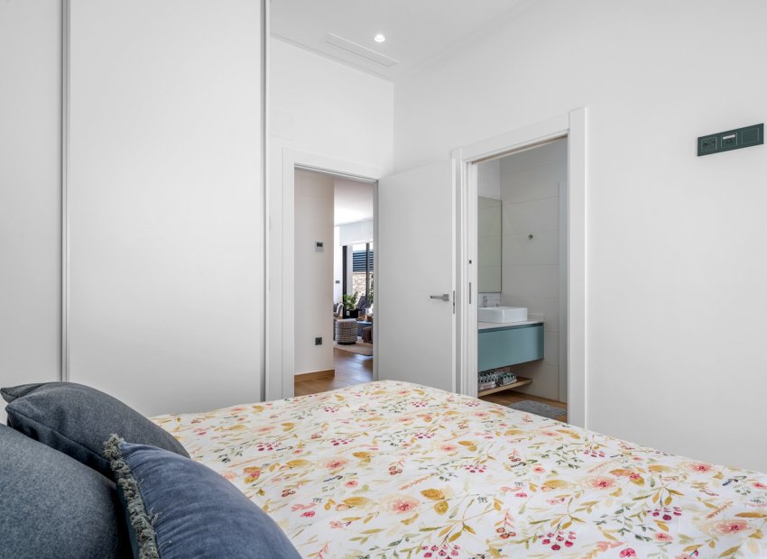 Herverkoop - Vrijstaande woning / Villa -
Benijofar