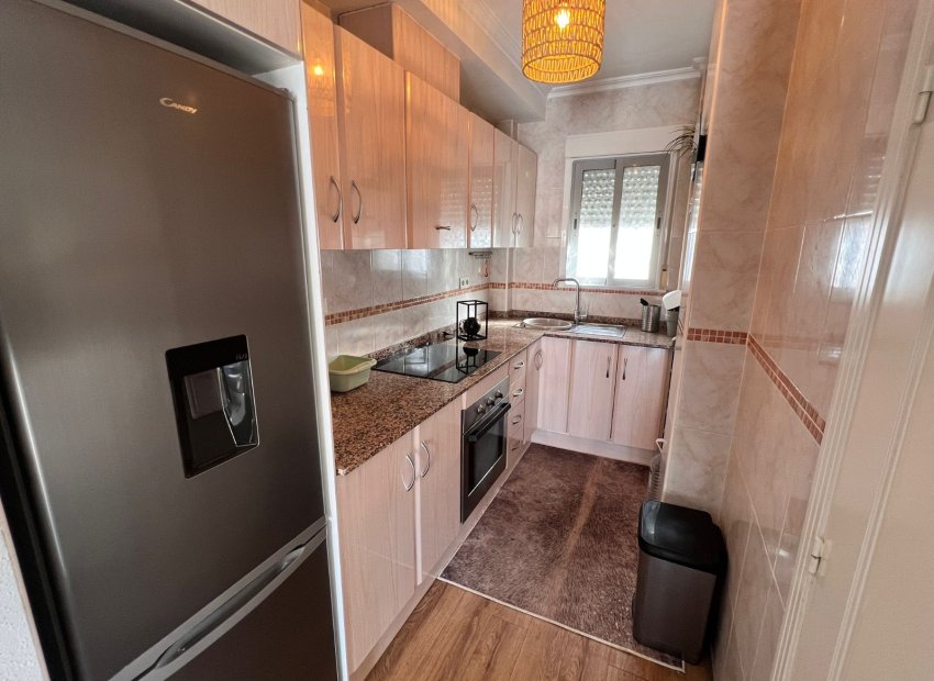 Herverkoop - Vrijstaande woning / Villa -
Benijofar