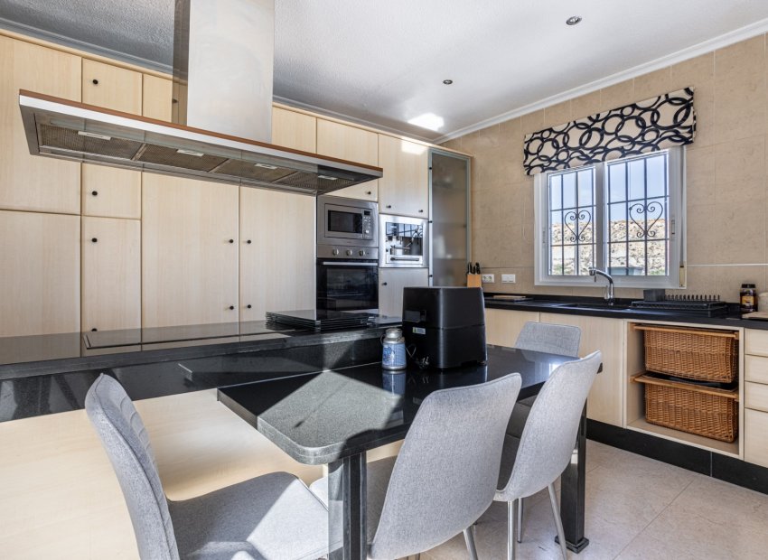 Herverkoop - Vrijstaande woning / Villa -
Bigastro - Villas Andrea