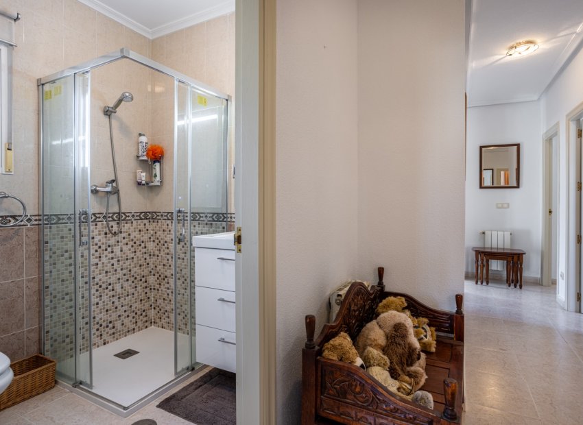 Herverkoop - Vrijstaande woning / Villa -
Bigastro - Villas Andrea