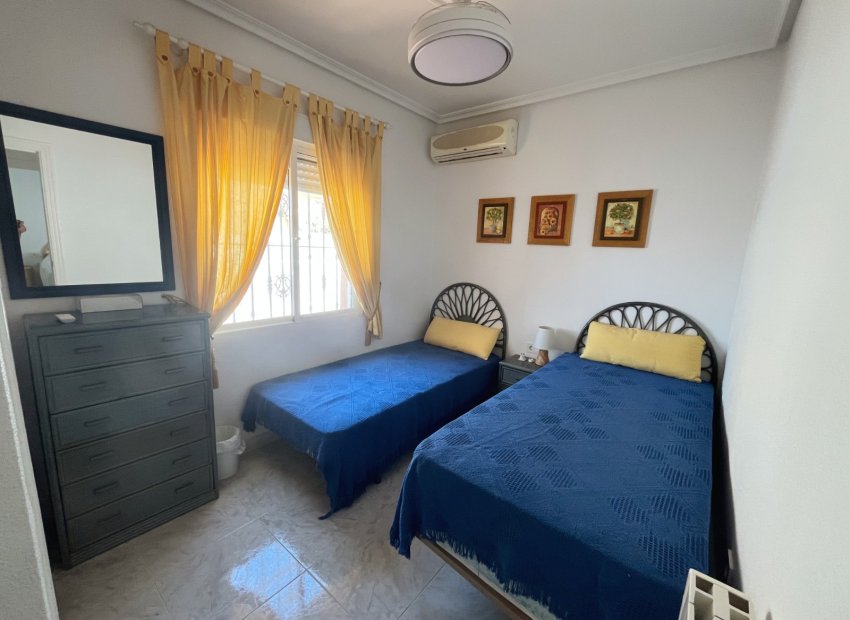Herverkoop - Vrijstaande woning / Villa -
Ciudad Quesada - Rojales - Airstrip