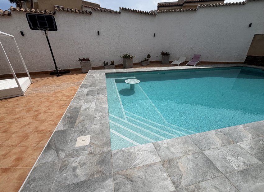 Herverkoop - Vrijstaande woning / Villa -
Ciudad Quesada - Rojales - Ciudad Quesada
