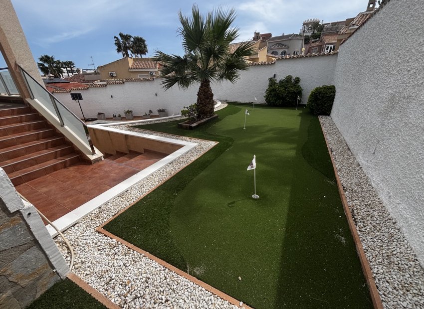 Herverkoop - Vrijstaande woning / Villa -
Ciudad Quesada - Rojales - Ciudad Quesada
