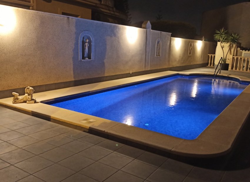 Herverkoop - Vrijstaande woning / Villa -
Ciudad Quesada - Rojales - Ciudad Quesada
