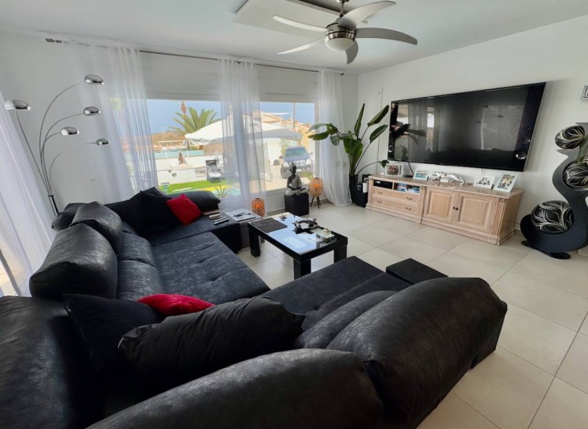 Herverkoop - Vrijstaande woning / Villa -
Ciudad Quesada - Rojales - Ciudad Quesada