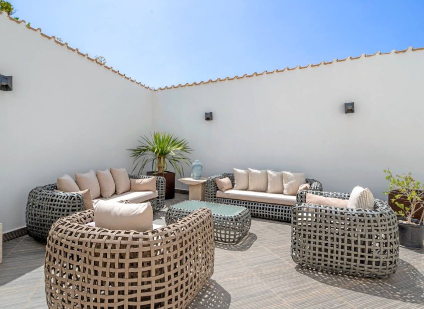 Herverkoop - Vrijstaande woning / Villa -
Ciudad Quesada - Rojales - Ciudad Quesada