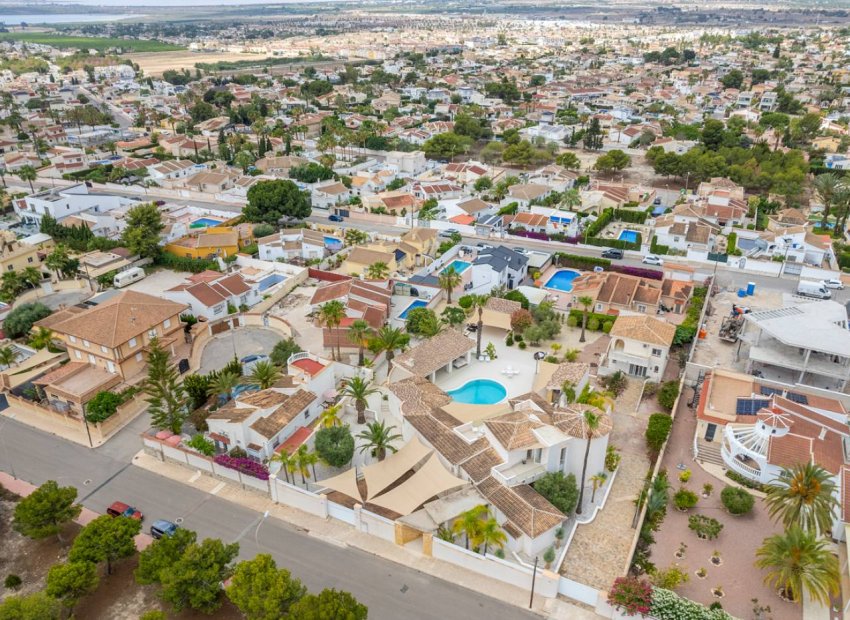 Herverkoop - Vrijstaande woning / Villa -
Ciudad Quesada - Rojales - Ciudad Quesada