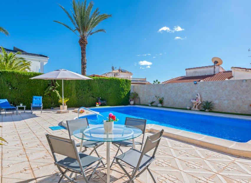 Herverkoop - Vrijstaande woning / Villa -
Ciudad Quesada - Rojales - Ciudad Quesada