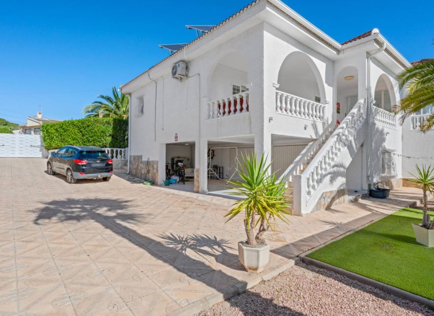 Herverkoop - Vrijstaande woning / Villa -
Ciudad Quesada - Rojales - Ciudad Quesada