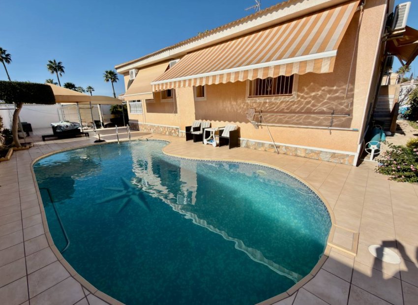 Herverkoop - Vrijstaande woning / Villa -
Ciudad Quesada - Rojales - Ciudad Quesada