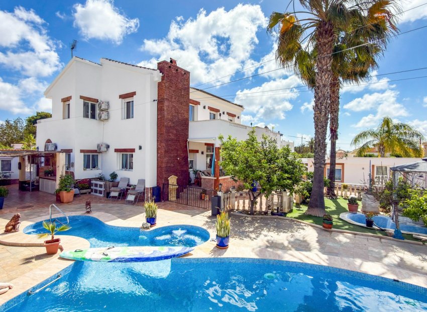 Herverkoop - Vrijstaande woning / Villa -
Ciudad Quesada - Rojales - Ciudad Quesada