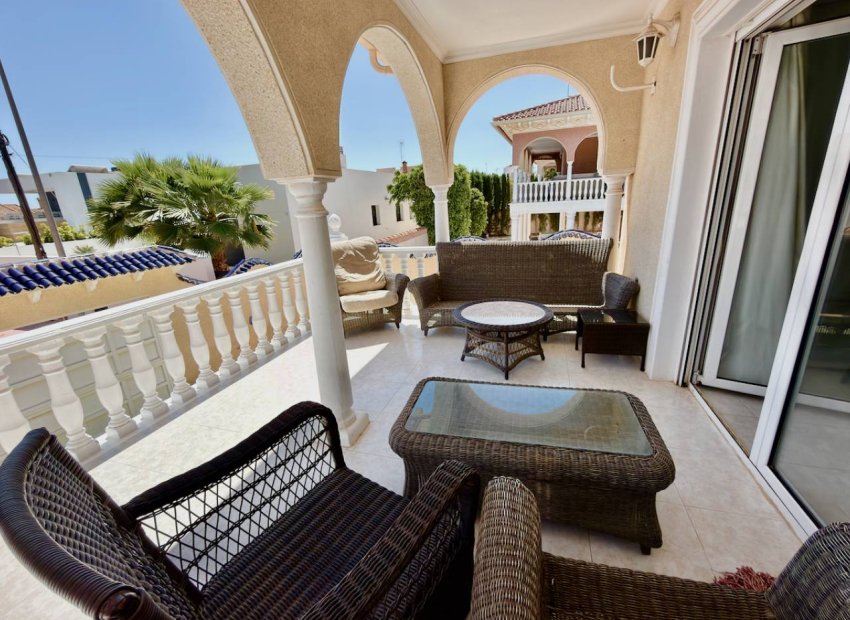 Herverkoop - Vrijstaande woning / Villa -
Ciudad Quesada - Rojales - Ciudad Quesada