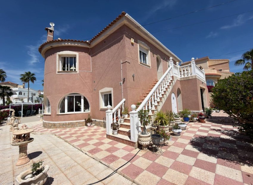 Herverkoop - Vrijstaande woning / Villa -
Ciudad Quesada - Rojales - Ciudad Quesada