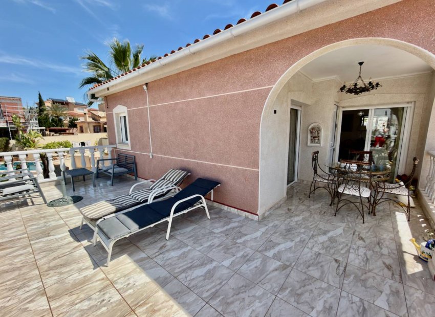 Herverkoop - Vrijstaande woning / Villa -
Ciudad Quesada - Rojales - Ciudad Quesada