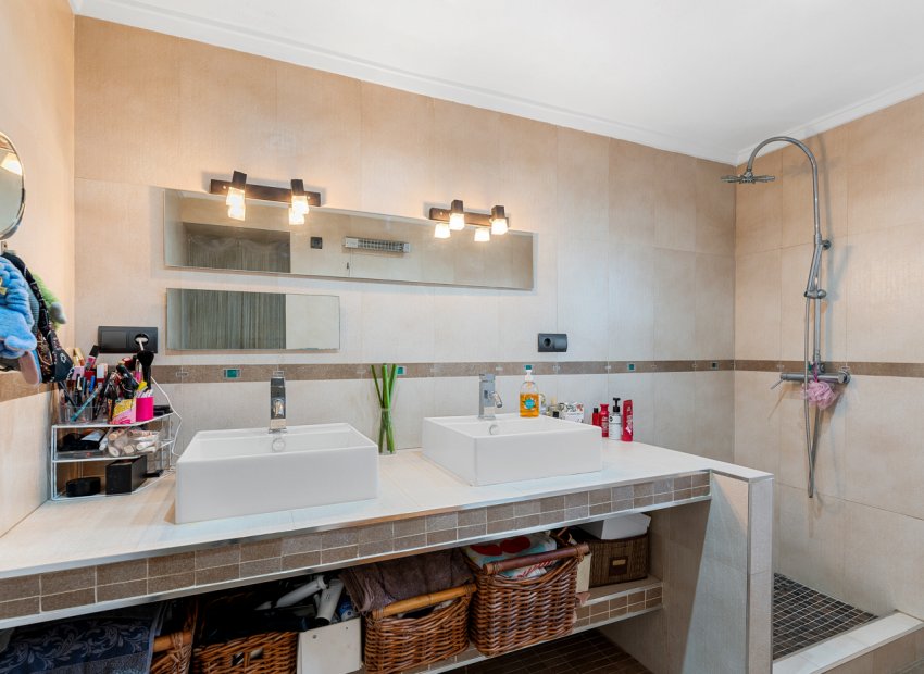 Herverkoop - Vrijstaande woning / Villa -
Ciudad Quesada - Rojales - Ciudad Quesada