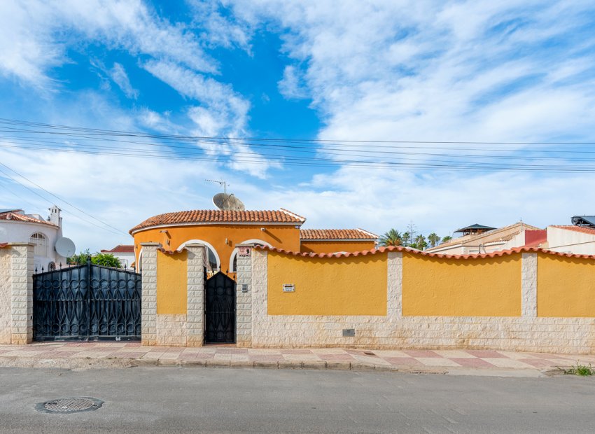 Herverkoop - Vrijstaande woning / Villa -
Ciudad Quesada - Rojales - Ciudad Quesada