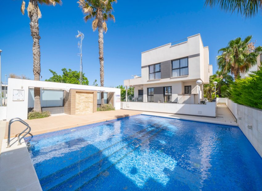 Herverkoop - Vrijstaande woning / Villa -
Ciudad Quesada - Rojales - Ciudad Quesada