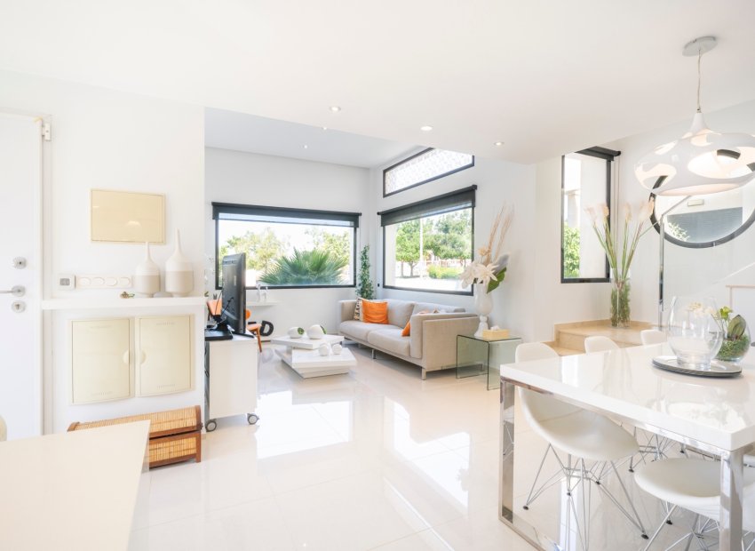 Herverkoop - Vrijstaande woning / Villa -
Ciudad Quesada - Rojales - Ciudad Quesada