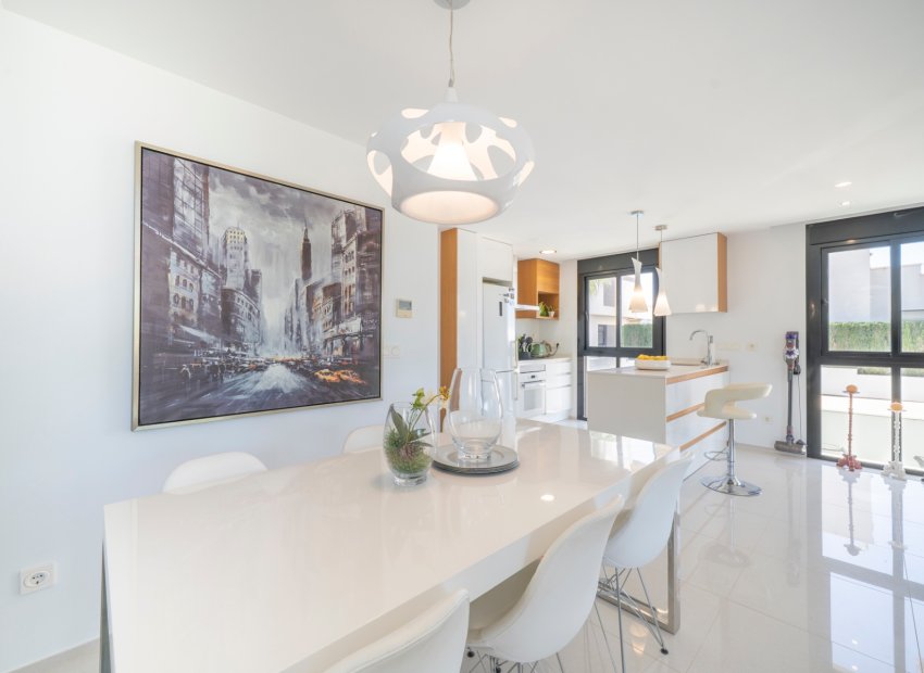 Herverkoop - Vrijstaande woning / Villa -
Ciudad Quesada - Rojales - Ciudad Quesada