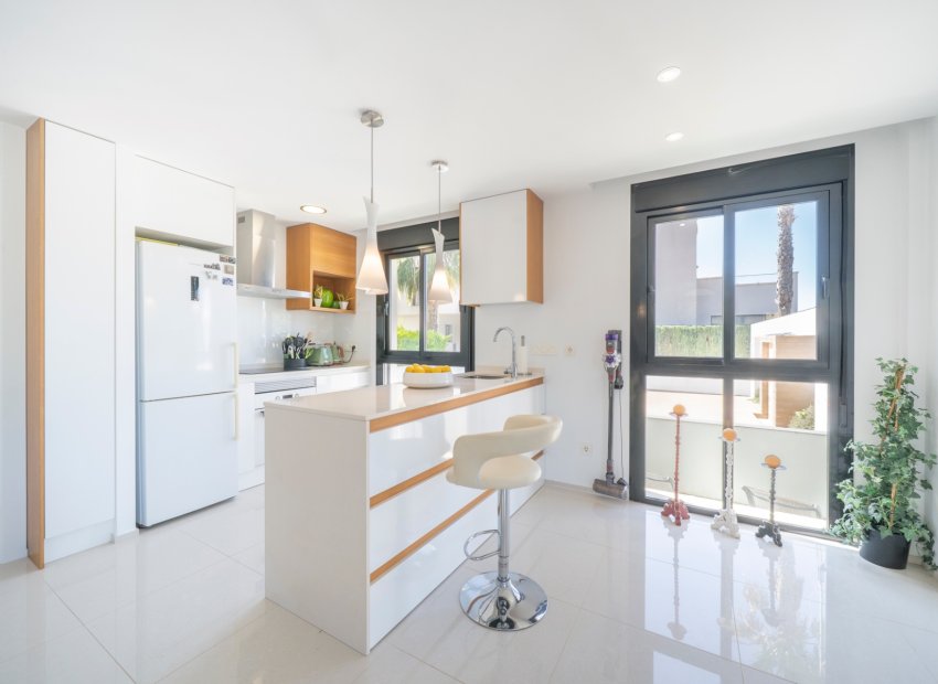 Herverkoop - Vrijstaande woning / Villa -
Ciudad Quesada - Rojales - Ciudad Quesada
