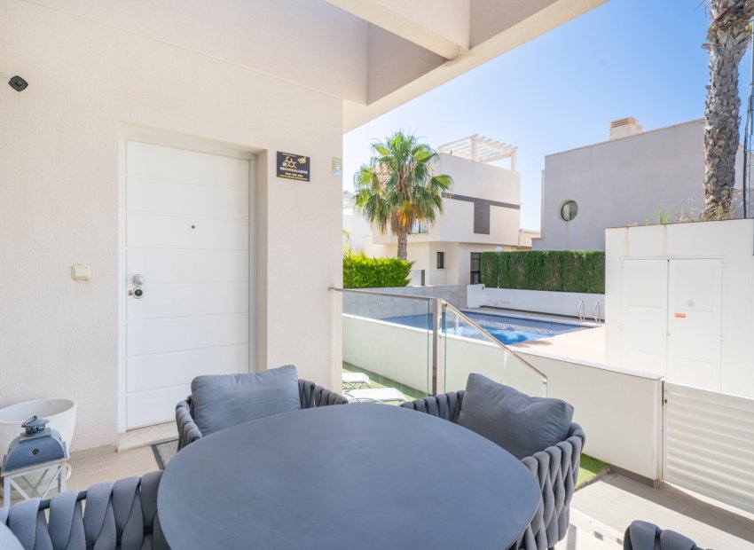 Herverkoop - Vrijstaande woning / Villa -
Ciudad Quesada - Rojales - Ciudad Quesada