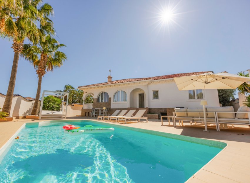 Herverkoop - Vrijstaande woning / Villa -
Ciudad Quesada - Rojales - Ciudad Quesada