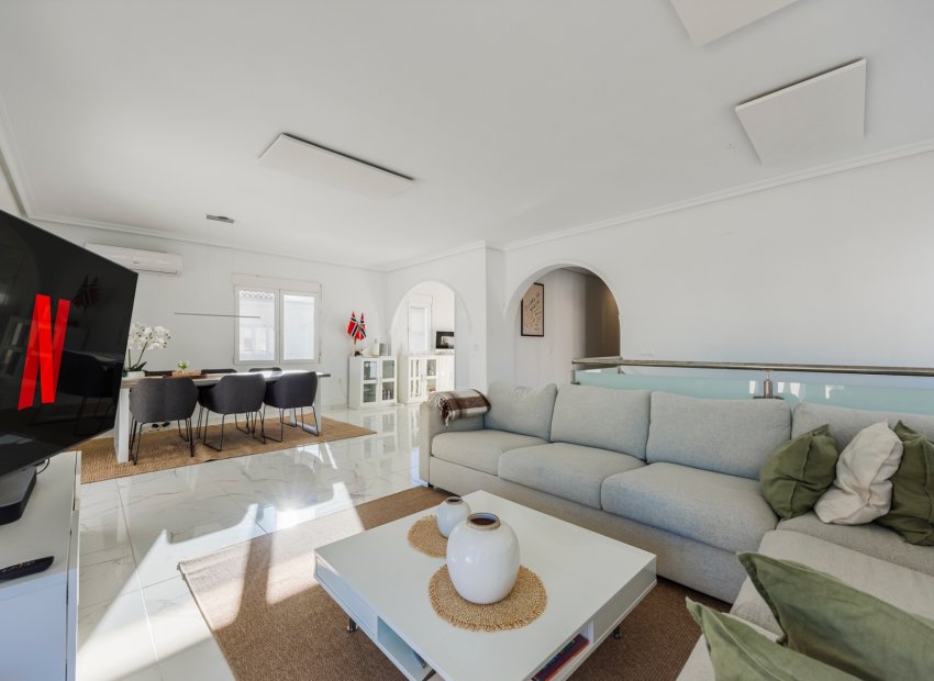 Herverkoop - Vrijstaande woning / Villa -
Ciudad Quesada - Rojales - Ciudad Quesada