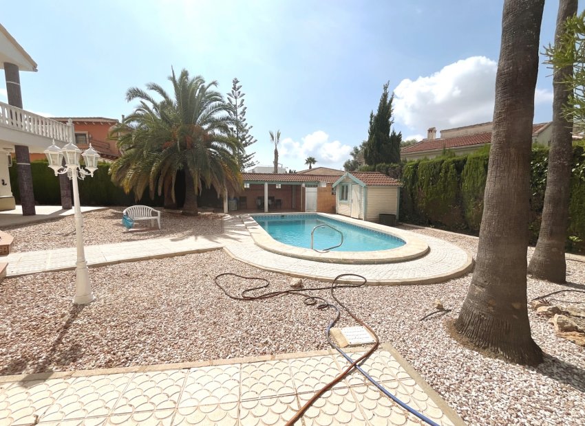 Herverkoop - Vrijstaande woning / Villa -
Ciudad Quesada - Rojales - Ciudad Quesada