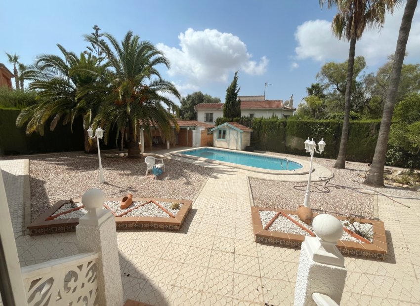 Herverkoop - Vrijstaande woning / Villa -
Ciudad Quesada - Rojales - Ciudad Quesada